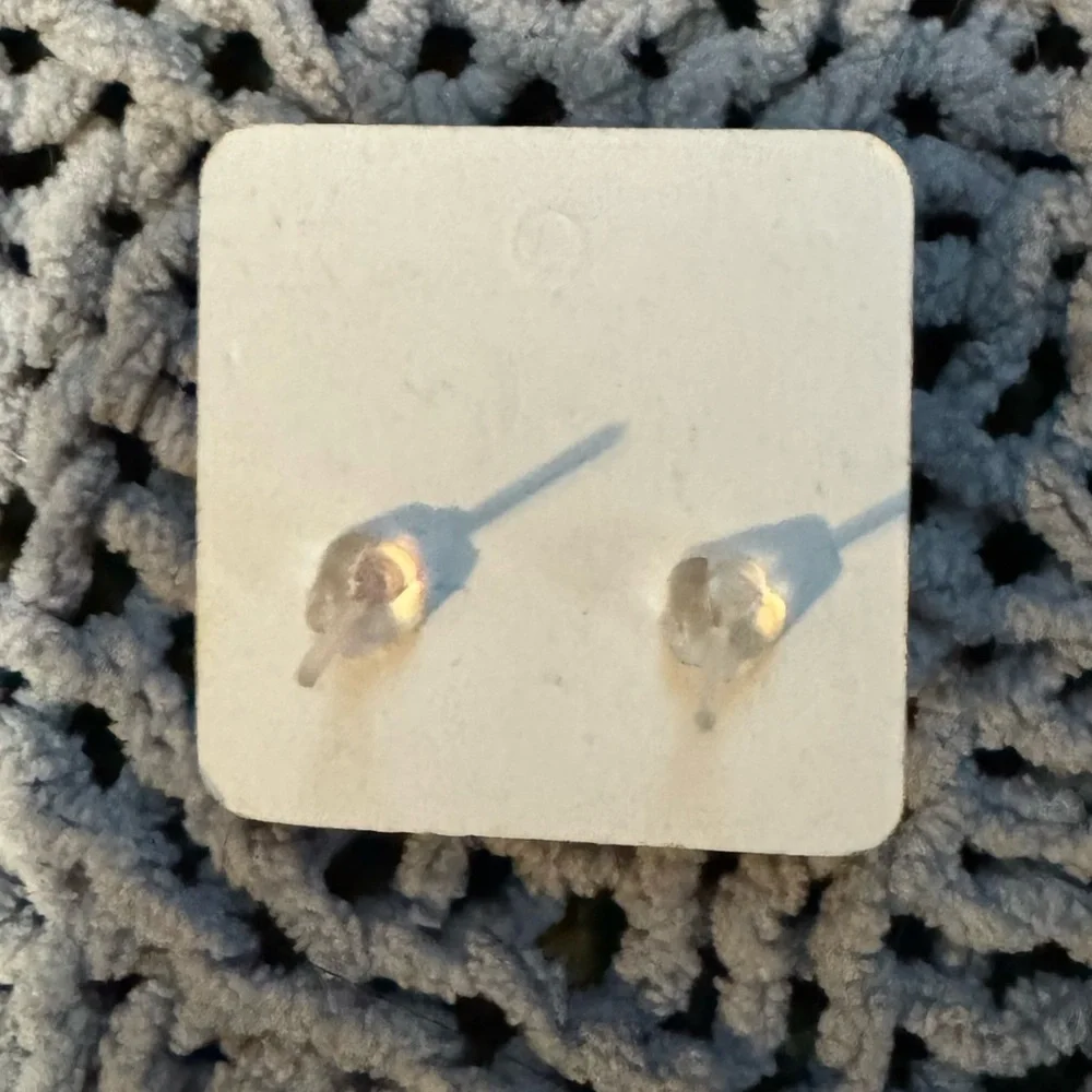 🌟3/$20 Eligible! NWT Pink Kirby Kids Stud Earrings